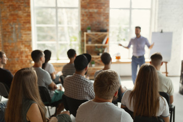 The Benefits of Training Courses for Companies